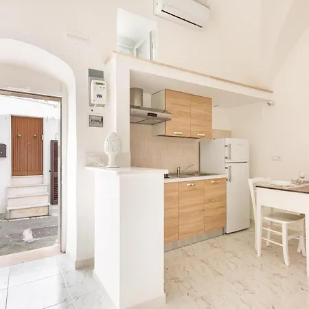 Cosmy White By Barbarhouse Ceglie Messapica